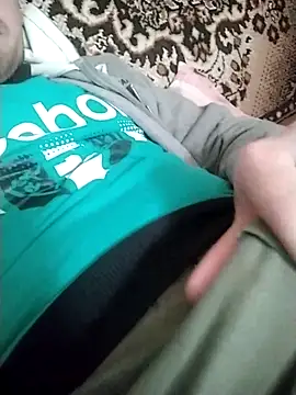 Snapshot of Mumuska chatting on November 4, 2025, 1:32 pm Mumuska online show from November 4, 2025, 1:32 pm