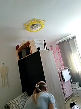 Snapshot of Mila_Luciphya chatting on September 18, 2025, 12:18 pm Mila Luciphya online show from September 18, 2025, 12:18 pm