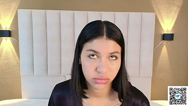 Snapshot of goddess_saori_ chatting on October 30, 2025, 12:39 pm goddess saori  online show from October 30, 2025, 12:39 pm