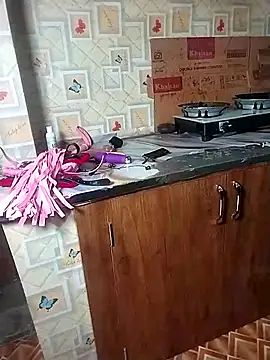 Snapshot of miss-maya24 chatting on October 9, 2025, 11:19 am miss-maya24 online show from October 9, 2025, 11:19 am