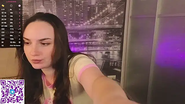 VanessaGrome online show from October 2, 2025, 7:10 pm