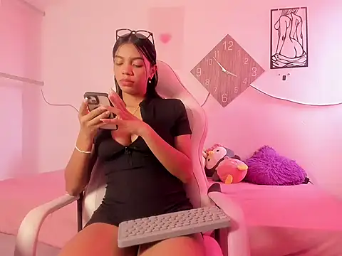 Snapshot of Valy_hot chatting on September 8, 2025, 2:49 pm Valy hot online show from September 8, 2025, 2:49 pm