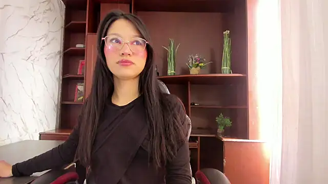 Snapshot of Sophie_Calloway chatting on October 3, 2025, 2:47 pm Sophie Calloway online show from October 3, 2025, 2:47 pm