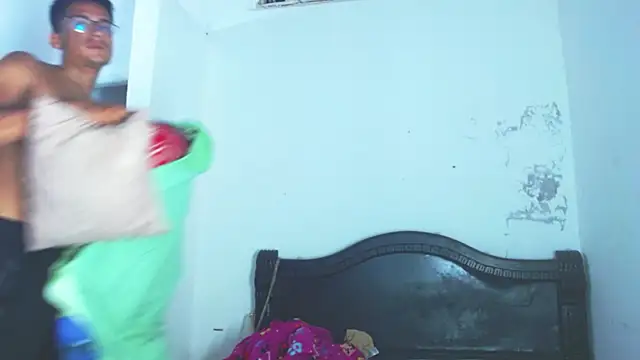 Snapshot of Jacobandluna chatting on November 3, 2025, 12:46 am Jacobandluna online show from November 3, 2025, 12:46 am