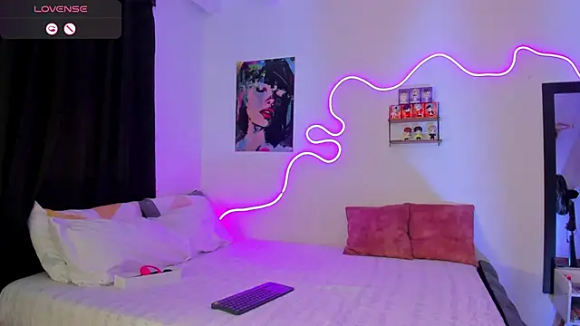 Snapshot of Dilan_and_Mia chatting on October 2, 2025, 5:20 pm Dilan and Mia online show from October 2, 2025, 5:20 pm