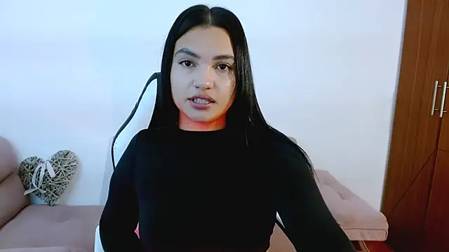 gaby saikoz online show from November 13, 2025, 3:38 am