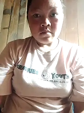 Snapshot of MaySweetb chatting on October 28, 2025, 3:21 am MaySweetb online show from October 28, 2025, 3:21 am