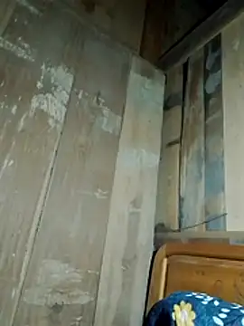 Snapshot of MaySweetb chatting on November 1, 2025, 12:23 am MaySweetb online show from November 1, 2025, 12:23 am