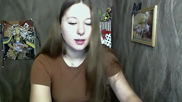 Snapshot of Linda_S_ chatting on September 16, 2025, 11:33 am Linda S  online show from September 16, 2025, 11:33 am