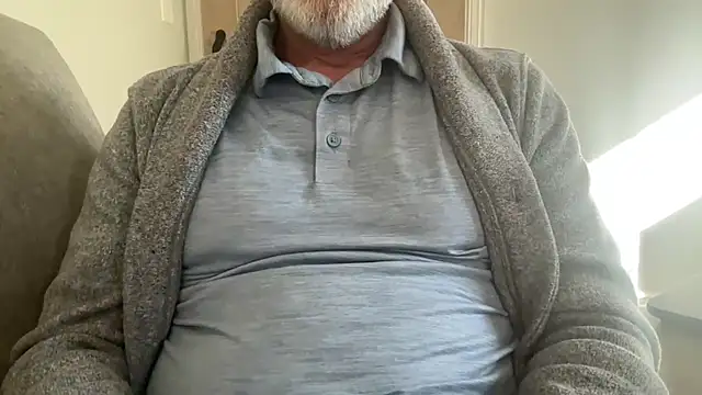 Snapshot of braselton06 chatting on September 17, 2025, 1:46 pm braselton06 online show from September 17, 2025, 1:46 pm