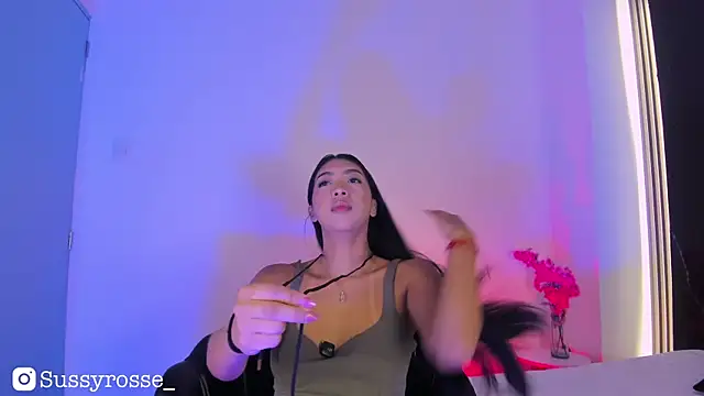 Snapshot of Sussyrosse_ chatting on September 17, 2025, 9:05 pm Sussyrosse  online show from September 17, 2025, 9:05 pm