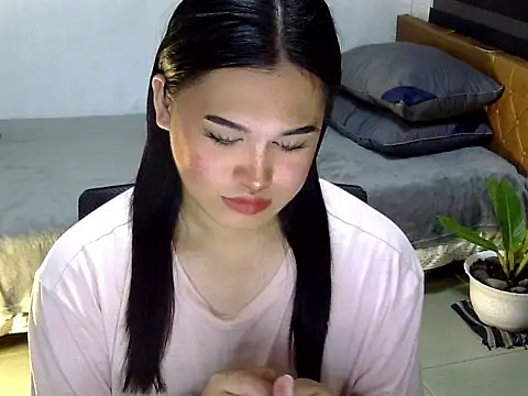 Snapshot of Annierose_ts chatting on September 19, 2025, 10:27 am Annierose ts online show from September 19, 2025, 10:27 am