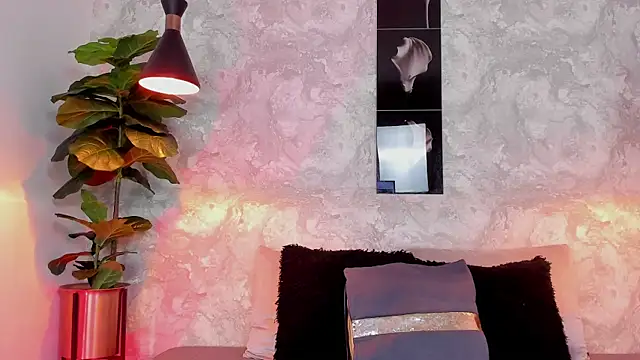 Snapshot of aitana_baker_ chatting on September 18, 2025, 5:09 am aitana baker  online show from September 18, 2025, 5:09 am