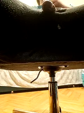 Snapshot of Niptalk84 chatting on October 20, 2025, 3:01 pm Niptalk84 online show from October 20, 2025, 3:01 pm