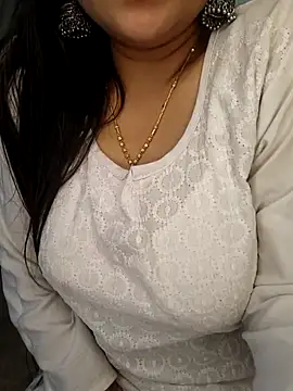 Snapshot of officialbhabhi chatting on September 9, 2025, 5:51 am officialbhabhi online show from September 9, 2025, 5:51 am