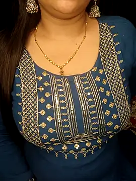 Snapshot of officialbhabhi chatting on September 16, 2025, 1:01 pm officialbhabhi online show from September 16, 2025, 1:01 pm
