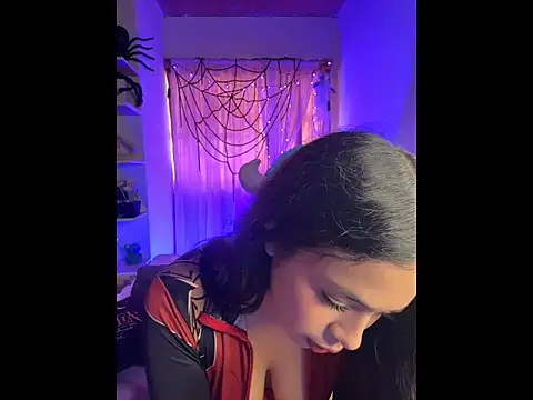 Snapshot of emma_fiore4_ chatting on October 7, 2025, 4:04 pm emma fiore4 online show from October 7, 2025, 4:04 pm