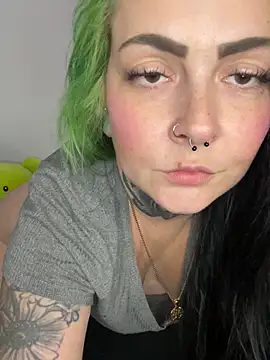 Snapshot of ninabobina666 chatting on September 10, 2025, 2:39 pm ninabobina666 online show from September 10, 2025, 2:39 pm