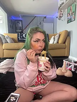 Snapshot of ninabobina666 chatting on September 30, 2025, 4:01 pm ninabobina666 online show from September 30, 2025, 4:01 pm