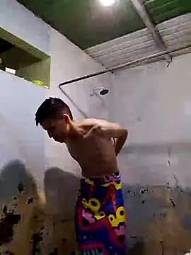 elinnki online show from October 3, 2025, 12:40 am