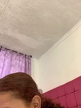 ladulcemary online show from September 29, 2025, 11:15 am