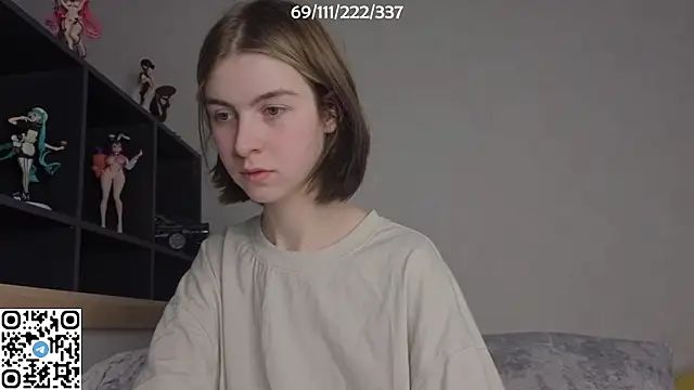 Snapshot of bertamimi chatting on November 5, 2025, 6:19 pm bertamimi online show from November 5, 2025, 6:19 pm