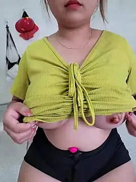 Snapshot of Akira_sera chatting on October 18, 2025, 3:09 am Akira sera online show from October 18, 2025, 3:09 am