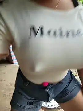 Snapshot of Akira_sera chatting on November 1, 2025, 12:23 am Akira sera online show from November 1, 2025, 12:23 am