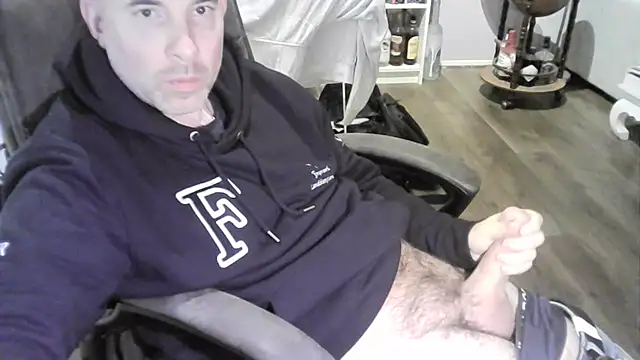 Snapshot of Chrisprngr chatting on October 2, 2025, 11:56 pm Chrisprngr online show from October 2, 2025, 11:56 pm