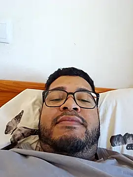 EbanoENeves69 online show from November 18, 2025, 10:09 am