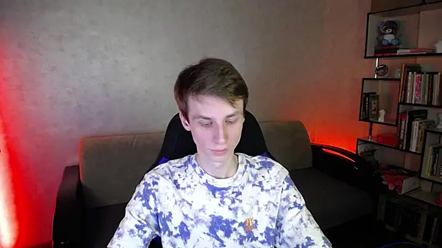 Snapshot of yes_cute_boy_ chatting on October 5, 2025, 9:18 am yes cute boy  online show from October 5, 2025, 9:18 am