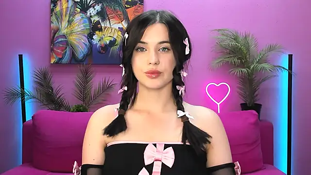 Snapshot of lil_angel_ chatting on September 23, 2025, 2:09 pm lil angel  online show from September 23, 2025, 2:09 pm