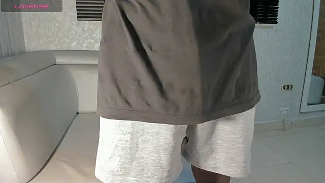 Cam Brown online show from September 22, 2025, 4:47 am