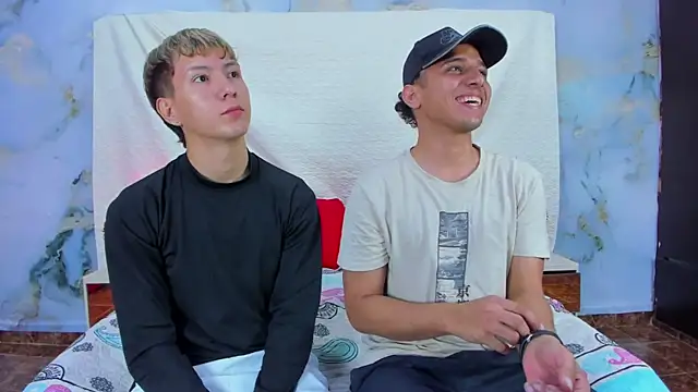 NARUTO-MEN- online show from October 25, 2025, 11:43 pm