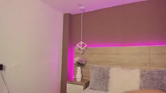 Snapshot of aa_lunit chatting on October 16, 2025, 1:23 pm aa lunit online show from October 16, 2025, 1:23 pm