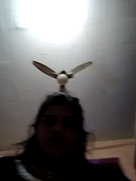 Snapshot of USER-MAYA chatting on October 19, 2025, 3:18 am USER-MAYA online show from October 19, 2025, 3:18 am