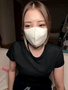 Snapshot of _Kaori chatting on October 16, 2025, 4:08 pm  Kaori online show from October 16, 2025, 4:08 pm