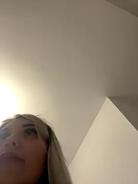 Snapshot of Princess-Jasmine07 chatting on October 31, 2025, 6:20 pm Princess-Jasmine07 online show from October 31, 2025, 6:20 pm