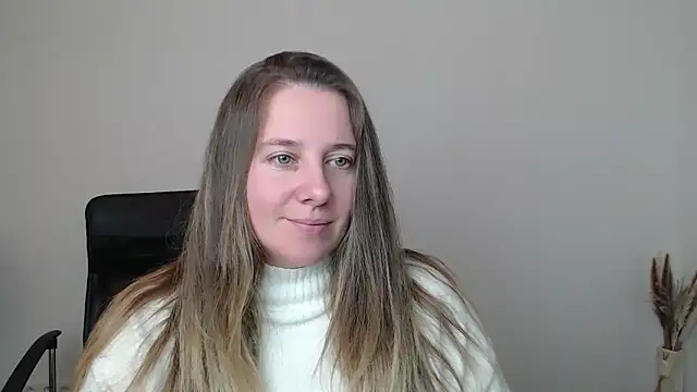 Snapshot of Darklure_ chatting on October 29, 2025, 10:22 pm Darklure  online show from October 29, 2025, 10:22 pm