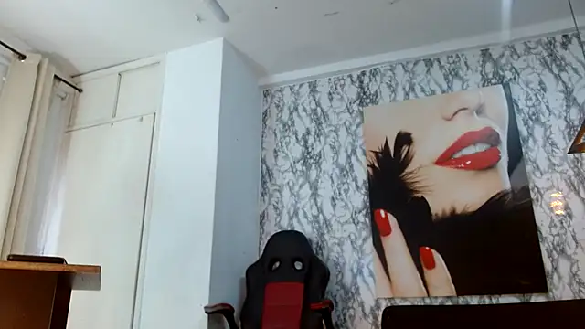Snapshot of mariani_smith chatting on October 20, 2025, 12:05 pm mariani smith online show from October 20, 2025, 12:05 pm