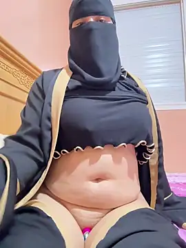 Snapshot of _Laiali_ chatting on October 19, 2025, 1:23 pm Laiali online show from October 19, 2025, 1:23 pm