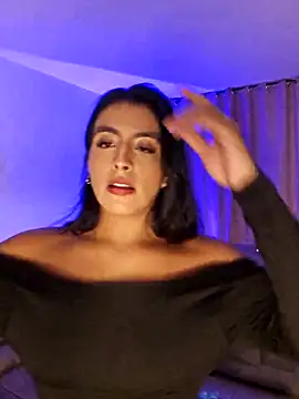 Snapshot of AliishaPss chatting on November 13, 2025, 3:49 am AliishaPss online show from November 13, 2025, 3:49 am