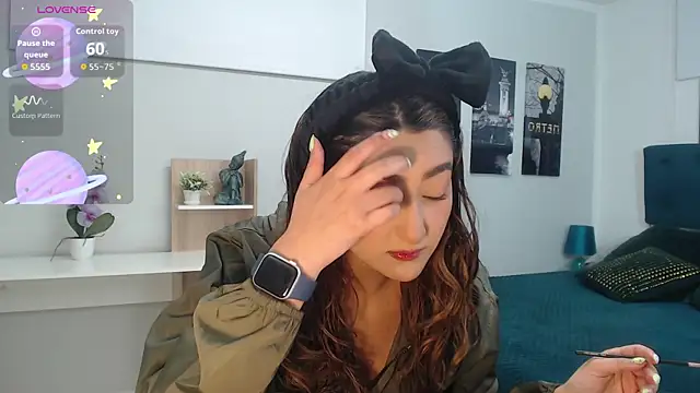 Snapshot of madame_lottie chatting on September 24, 2025, 12:30 pm madame lottie online show from September 24, 2025, 12:30 pm