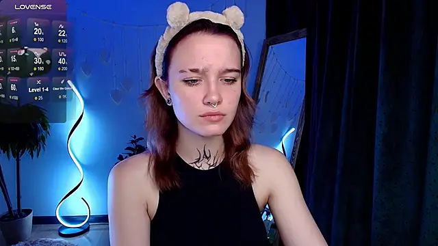 Snapshot of Elastikiss chatting on September 19, 2025, 2:35 am Elastikiss online show from September 19, 2025, 2:35 am