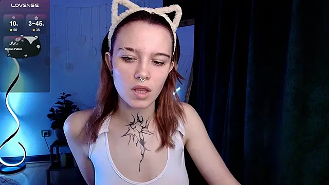 Snapshot of Elastikiss chatting on September 21, 2025, 2:35 am Elastikiss online show from September 21, 2025, 2:35 am