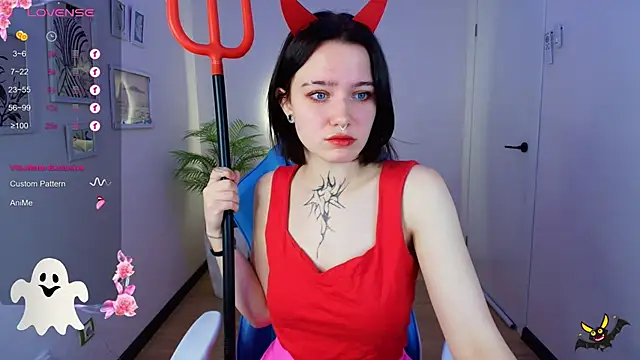 Snapshot of Elastikiss chatting on November 2, 2025, 2:36 am Elastikiss online show from November 2, 2025, 2:36 am