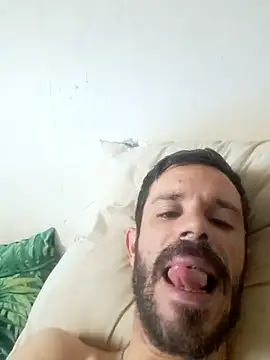 Snapshot of lolo7121 chatting on September 9, 2025, 6:35 am lolo7121 online show from September 9, 2025, 6:35 am