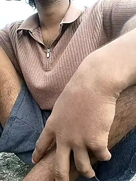 Snapshot of teddydddd chatting on October 5, 2025, 8:34 am teddydddd online show from October 5, 2025, 8:34 am