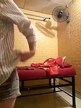 Snapshot of Adsatoh chatting on November 6, 2025, 6:47 am Adsatoh online show from November 6, 2025, 6:47 am