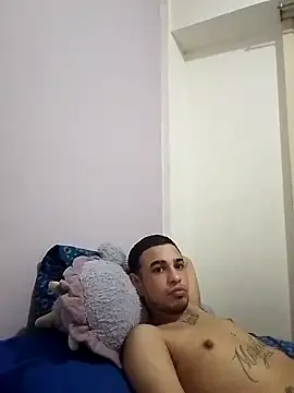 Snapshot of Amorrochyz chatting on September 22, 2025, 1:46 pm Amorrochyz online show from September 22, 2025, 1:46 pm